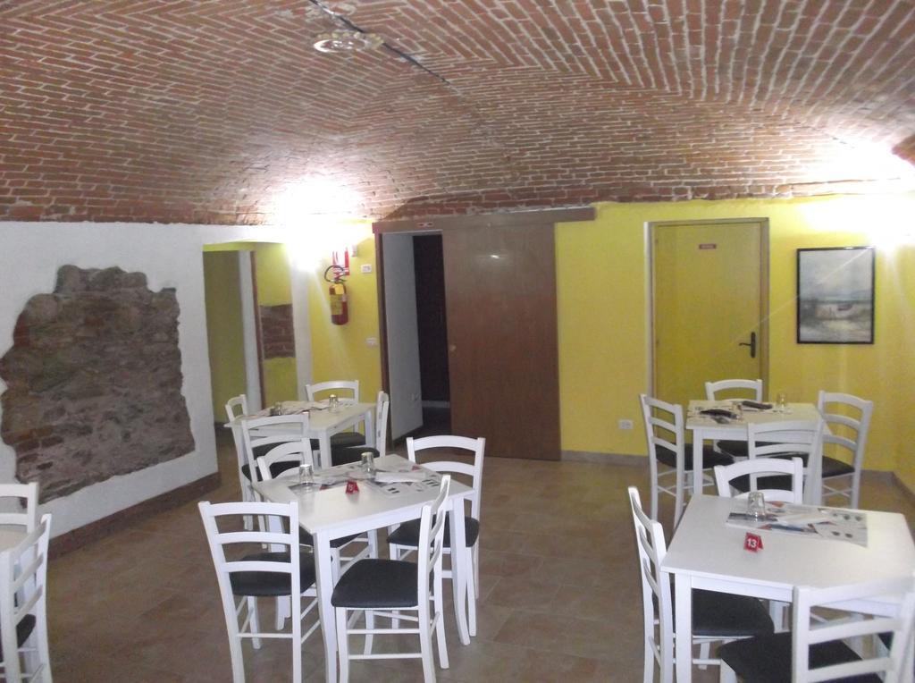 Il Gatto E La Volpe Hotel Avigliana Bagian luar foto