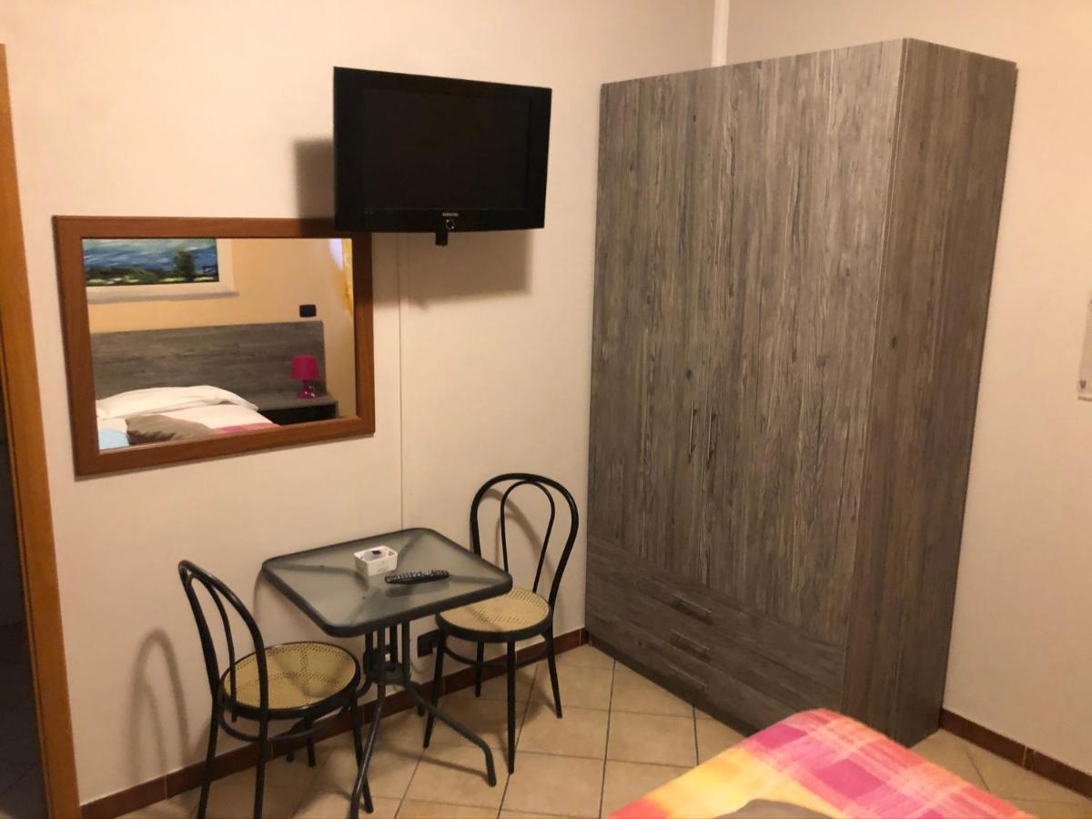 Il Gatto E La Volpe Hotel Avigliana Bagian luar foto