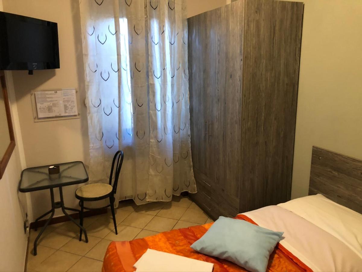 Il Gatto E La Volpe Hotel Avigliana Bagian luar foto